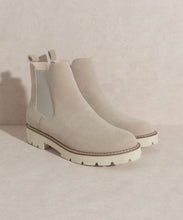 Load image into Gallery viewer, OASIS SOCIETY Gianna   Chunky Sole Chelsea Boot