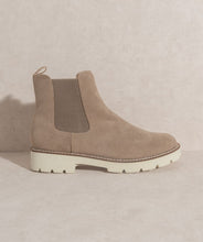 Load image into Gallery viewer, OASIS SOCIETY Gianna   Chunky Sole Chelsea Boot