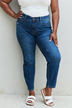 Load image into Gallery viewer, Judy Blue Aila Regular Full Size Mid Rise Cropped Relax Fit Jeans
