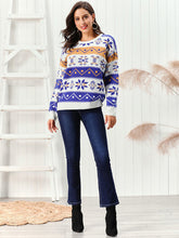Load image into Gallery viewer, Snowflake Pattern Round Neck Sweater