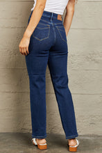Load image into Gallery viewer, Judy Blue Kailee Full Size Tummy Control High Waisted Straight Jeans