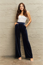 Load image into Gallery viewer, Wide Leg Pants with Pockets