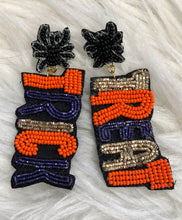 Load image into Gallery viewer, Halloween be Beaded Earrings